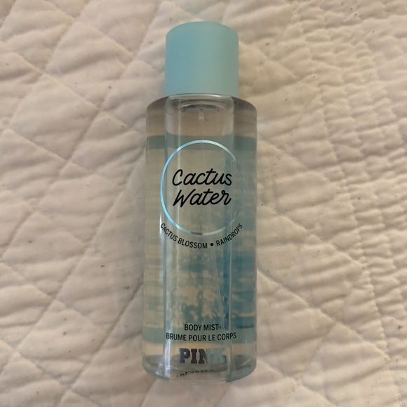 Hello Kitty - Picture 2 of 2